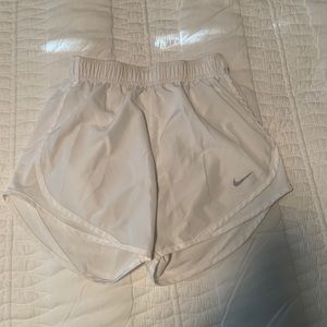 white nike shorts